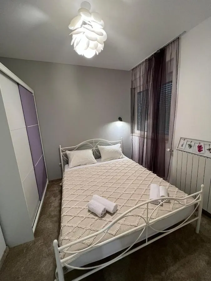 To&Ma Apartment Split